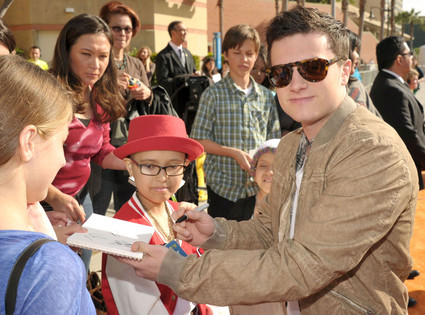 Josh Hutcherson Josh Hutcherson